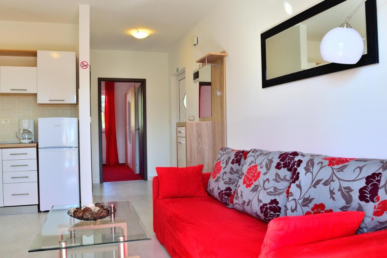 Domus Lauri Apartmán *